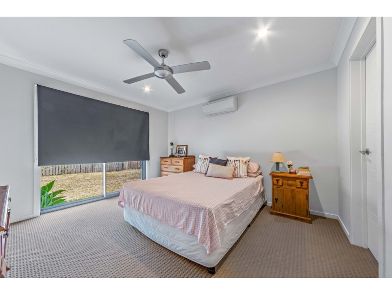 10 Endeavour Circuit, Cannonvale QLD 4802