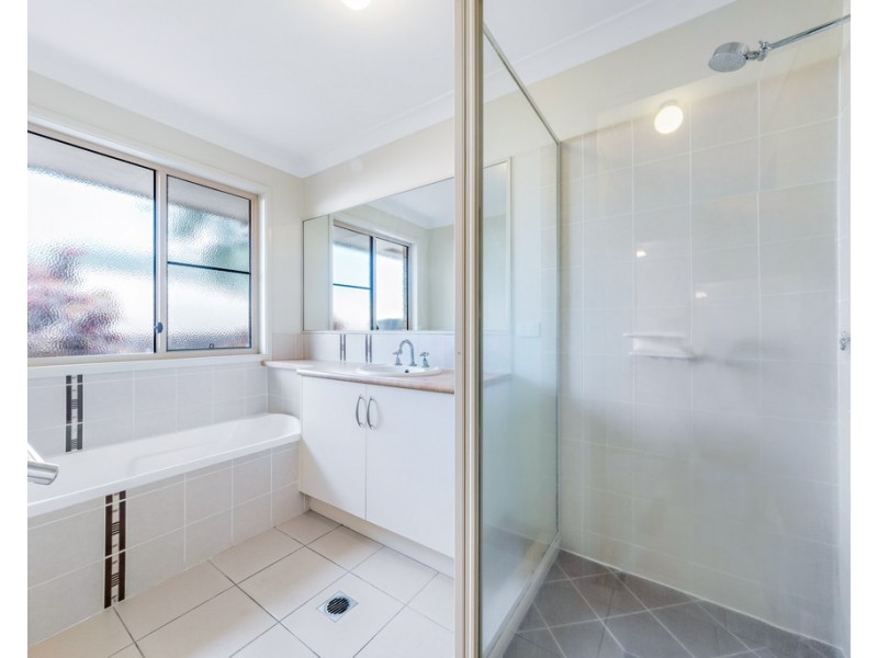 39 Sanctuary Avenue, Jubilee Pocket QLD 4802