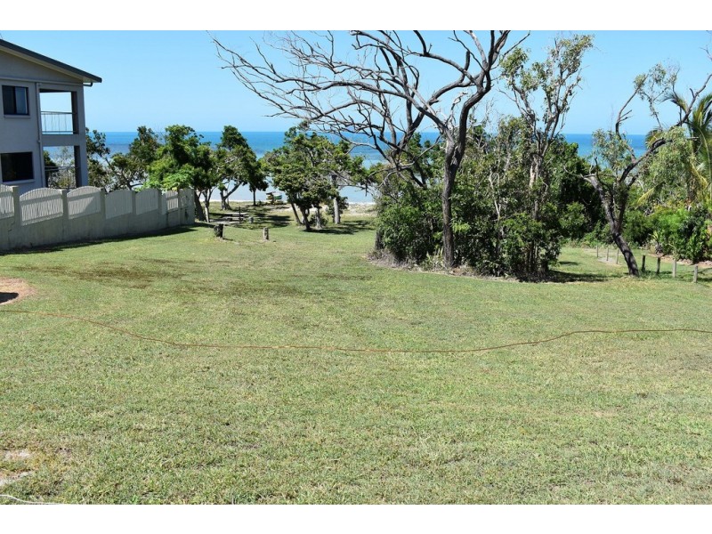 30 Gloucester Avenue, Hideaway Bay QLD 4800