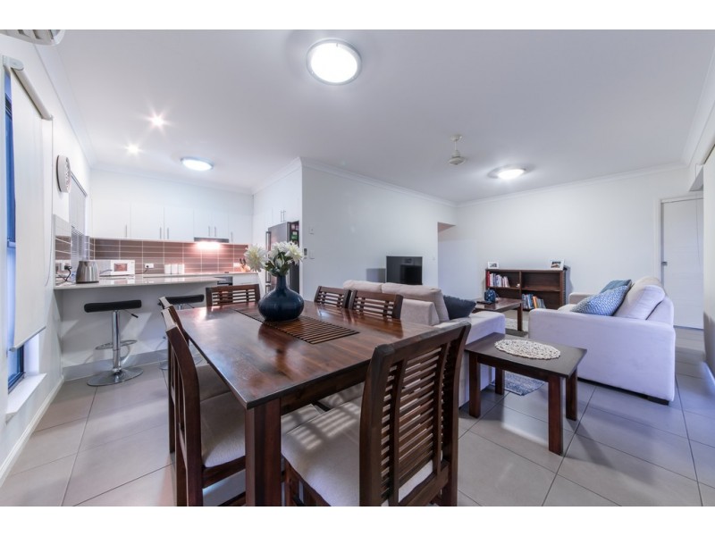 1 Flinders Court, Cannonvale QLD 4802