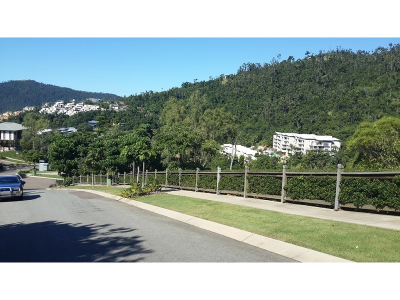 31 Seaview Drive, Airlie Beach QLD 4802