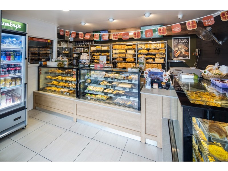 Brumbys Bakery Whitsunday, Cannonvale QLD 4802