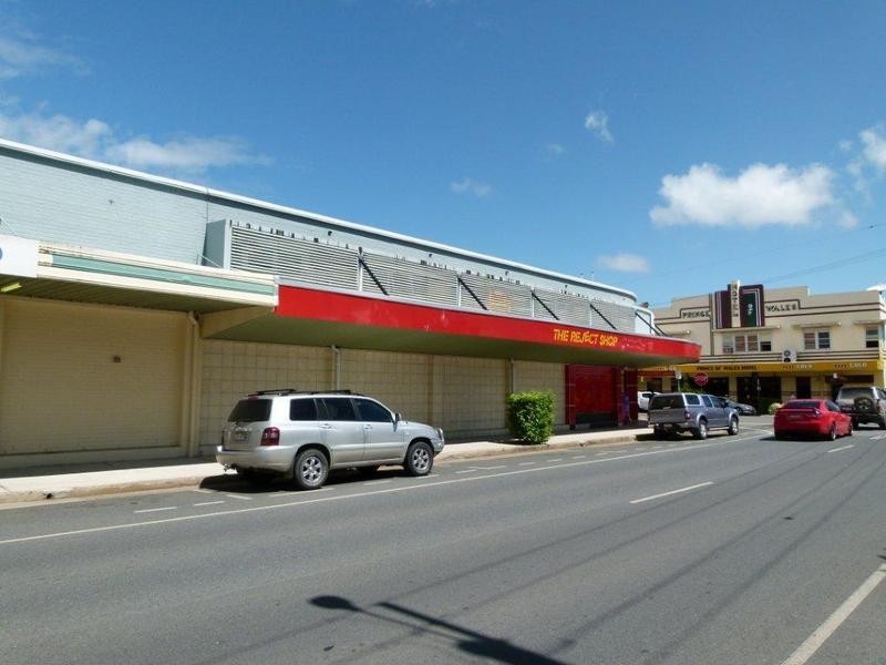 27 Main Street, Proserpine QLD 4800