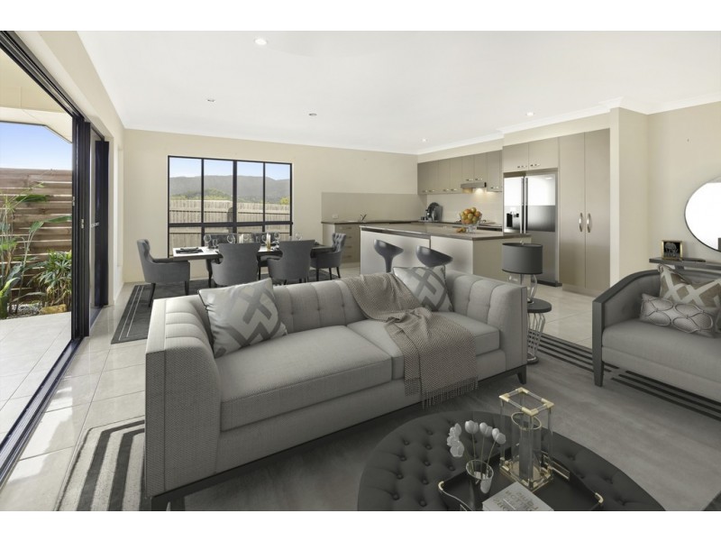 70 Valley Drive, Cannonvale QLD 4802