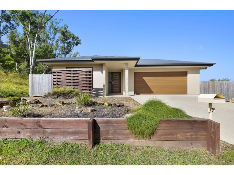 70 Valley Drive, Cannonvale QLD 4802