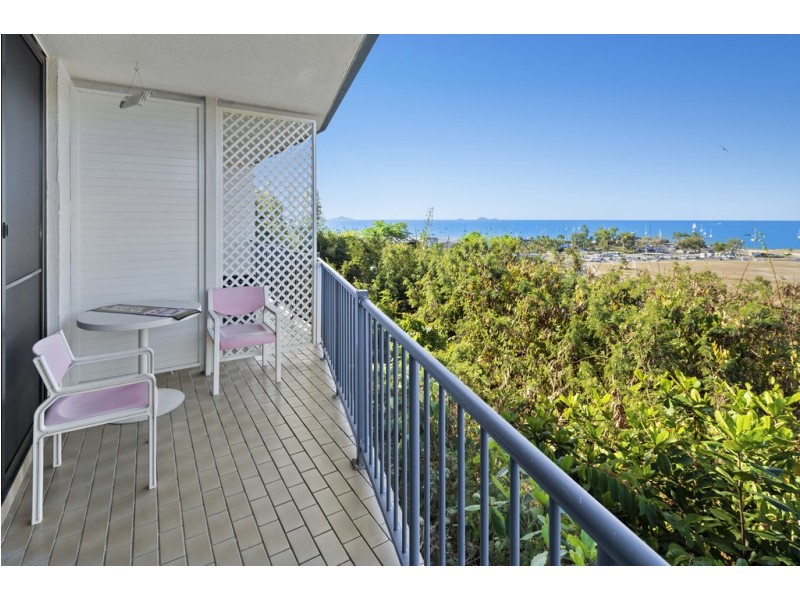 42 and 42A / 5 Golden Orchid Drive, Airlie Beach QLD 4802