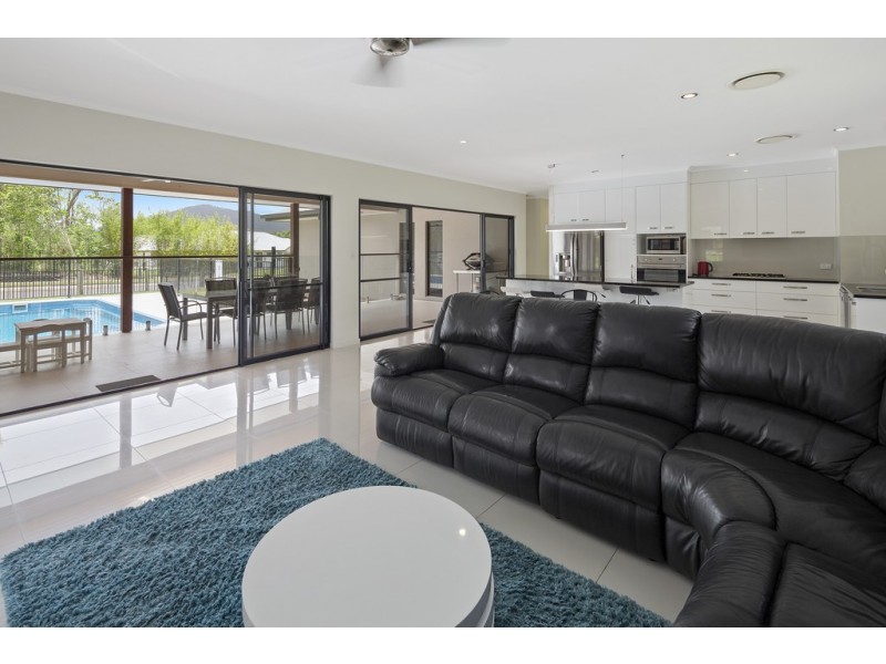 1 Bali Hi Place, Jubilee Pocket QLD 4802