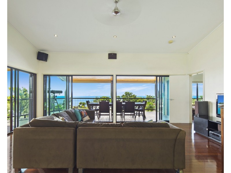 71 Gloucester Avenue, Hideaway Bay QLD 4800