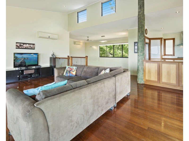 71 Gloucester Avenue, Hideaway Bay QLD 4800
