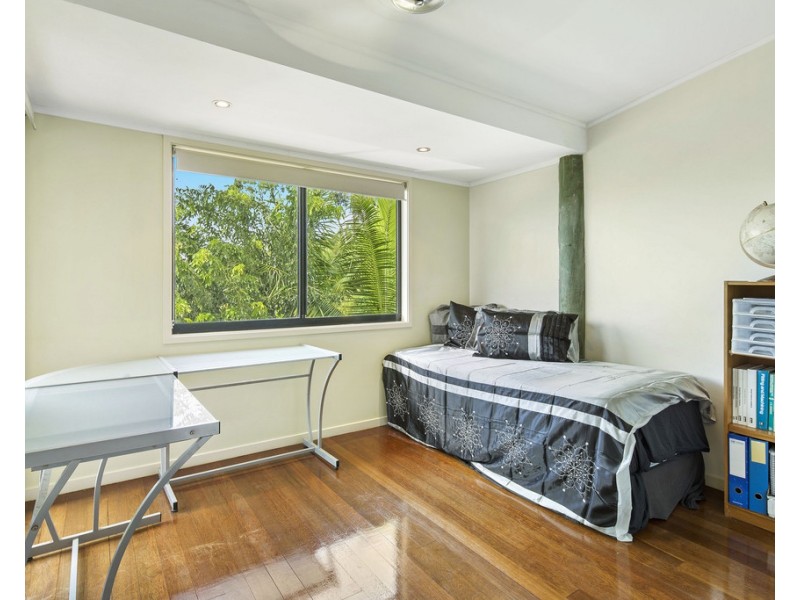 71 Gloucester Avenue, Hideaway Bay QLD 4800