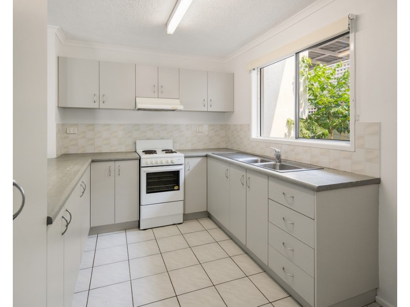1/15 Tropic Road, Cannonvale QLD 4802