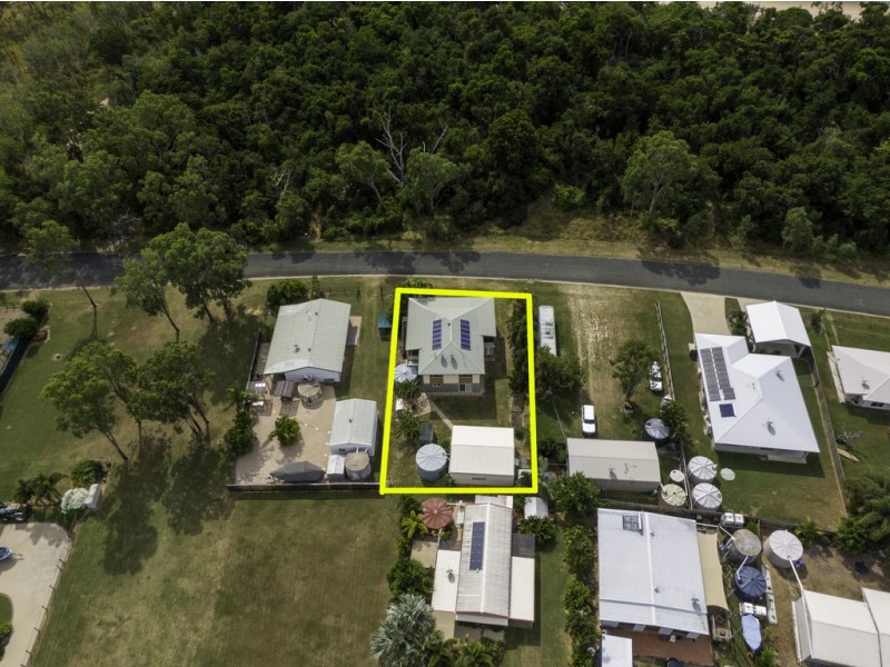 65 Trochus Street, Dingo Beach QLD 4800