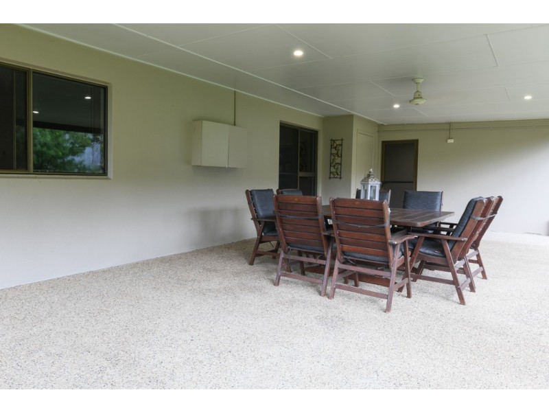 571 Strathdickie Road, Strathdickie QLD 4800