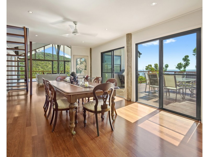 26 Roseric Crescent, Hideaway Bay QLD 4800