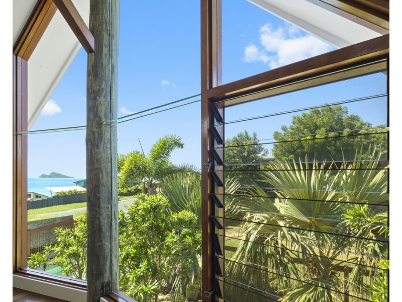 26 Roseric Crescent, Hideaway Bay QLD 4800