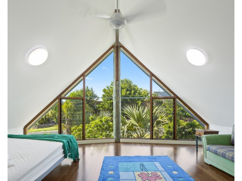 26 Roseric Crescent, Hideaway Bay QLD 4800