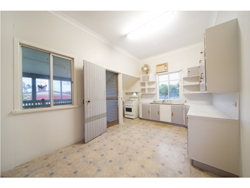 18 Dodd Street, Proserpine QLD 4800