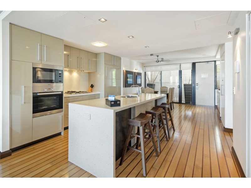 211/33 Port Drive, Airlie Beach QLD 4802