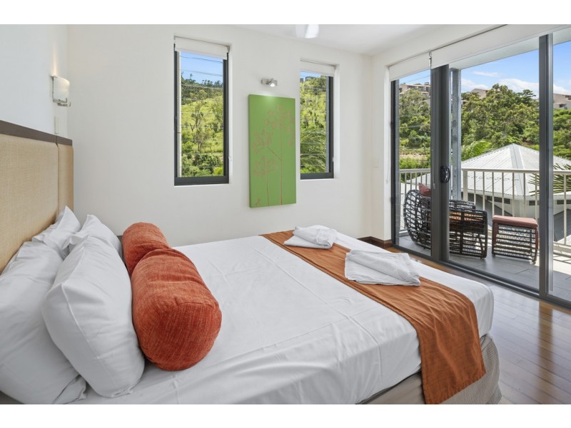 211/33 Port Drive, Airlie Beach QLD 4802