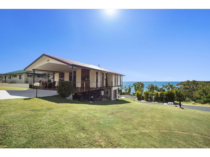 9 Gloucester Avenue, Hideaway Bay QLD 4800