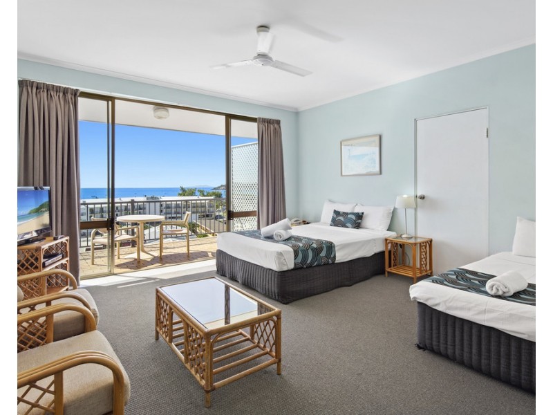 7 and 7A/5 Golden Orchid Drive, Airlie Beach QLD 4802