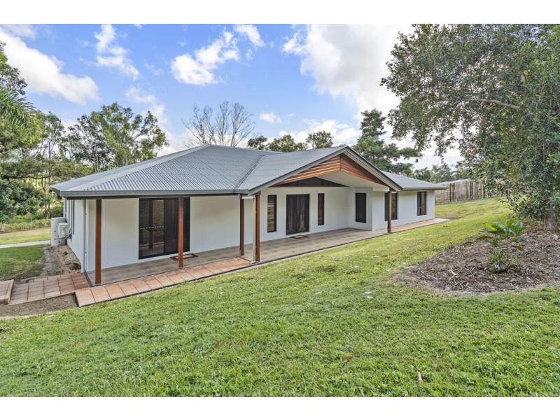 154 Kookaburra Drive, Cannon Valley QLD 4800