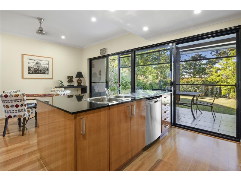 103/25 Abell Road, Cannonvale QLD 4802