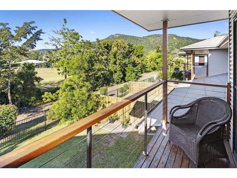 103/25 Abell Road, Cannonvale QLD 4802