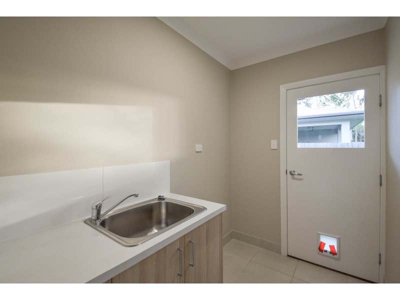 17 Hidden Court, Cannonvale QLD 4802