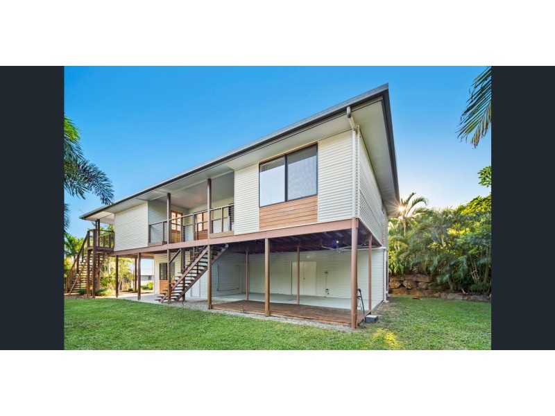 55 Country Rd, Cannonvale QLD 4802