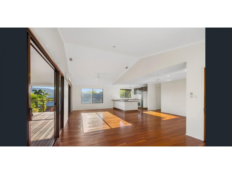 55 Country Rd, Cannonvale QLD 4802