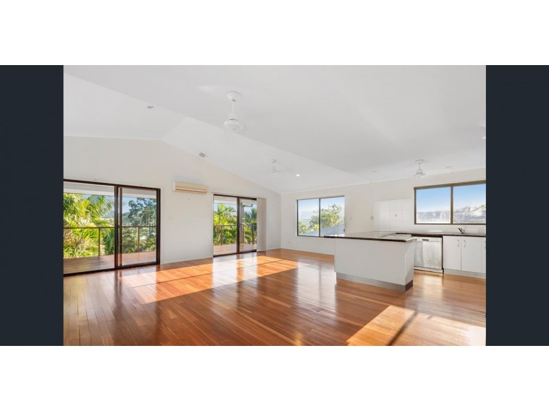 55 Country Rd, Cannonvale QLD 4802