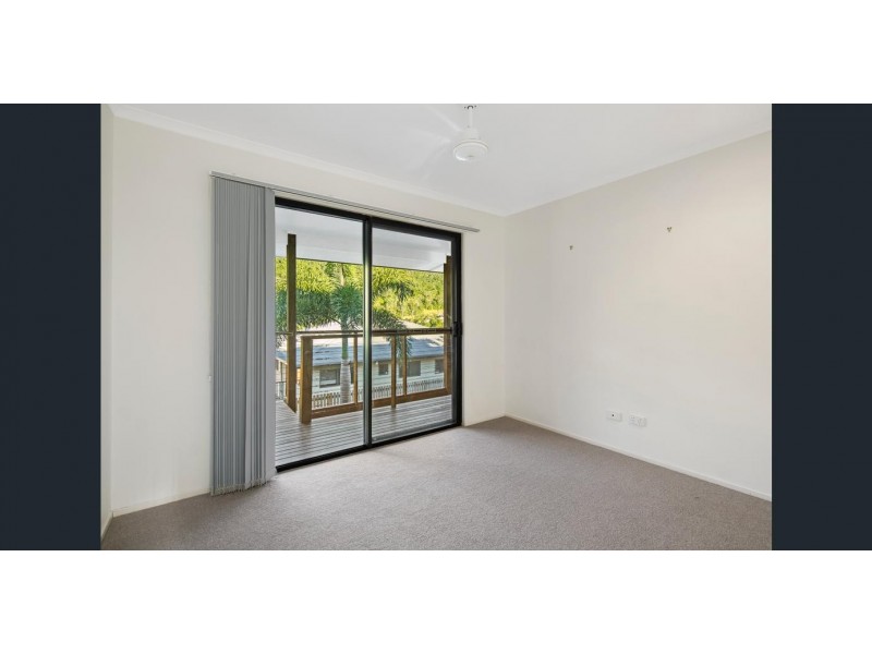 55 Country Rd, Cannonvale QLD 4802