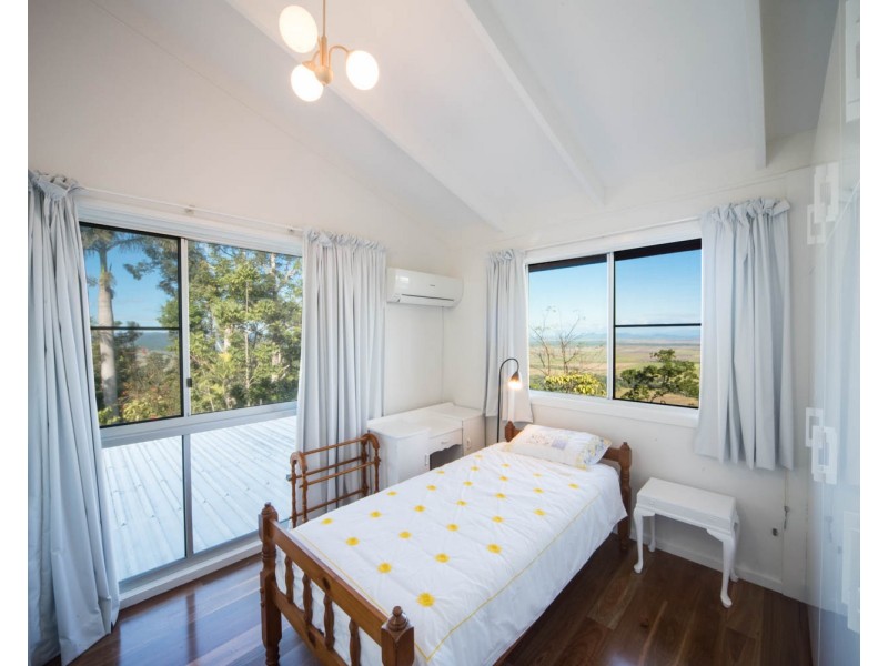 127 Camm Road, Mount Julian QLD 4800