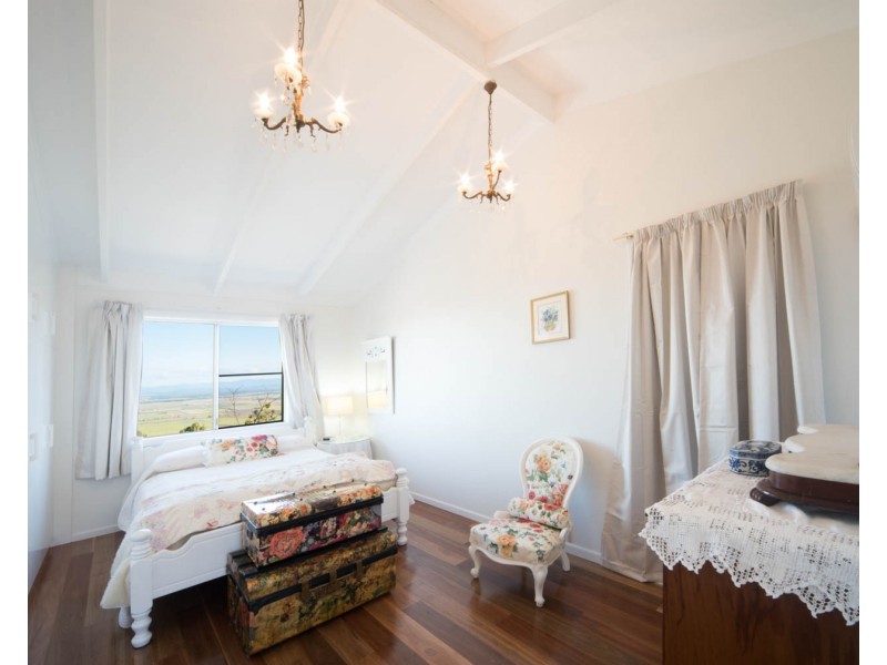 127 Camm Road, Mount Julian QLD 4800