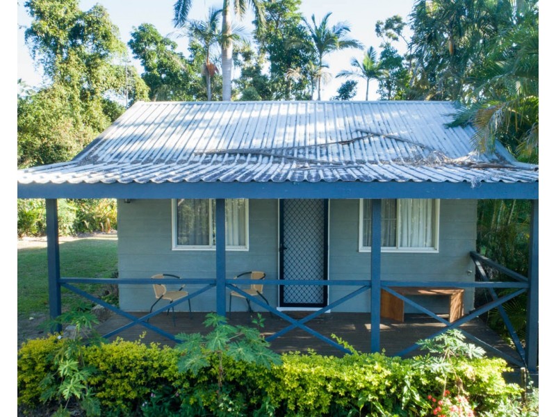 127 Camm Road, Mount Julian QLD 4800