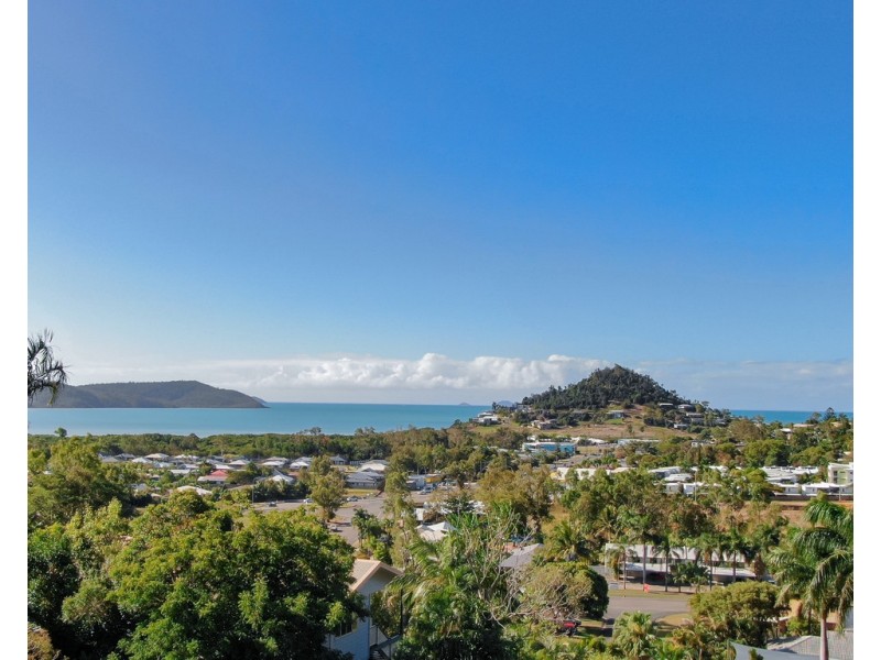 22 Country Road, Cannonvale QLD 4802