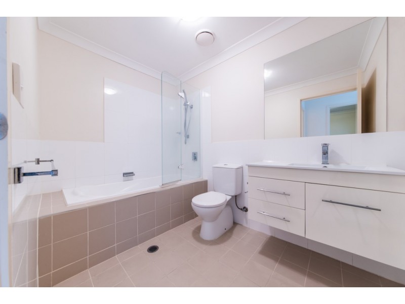 82/65 Manooka Drive, Cannonvale QLD 4802
