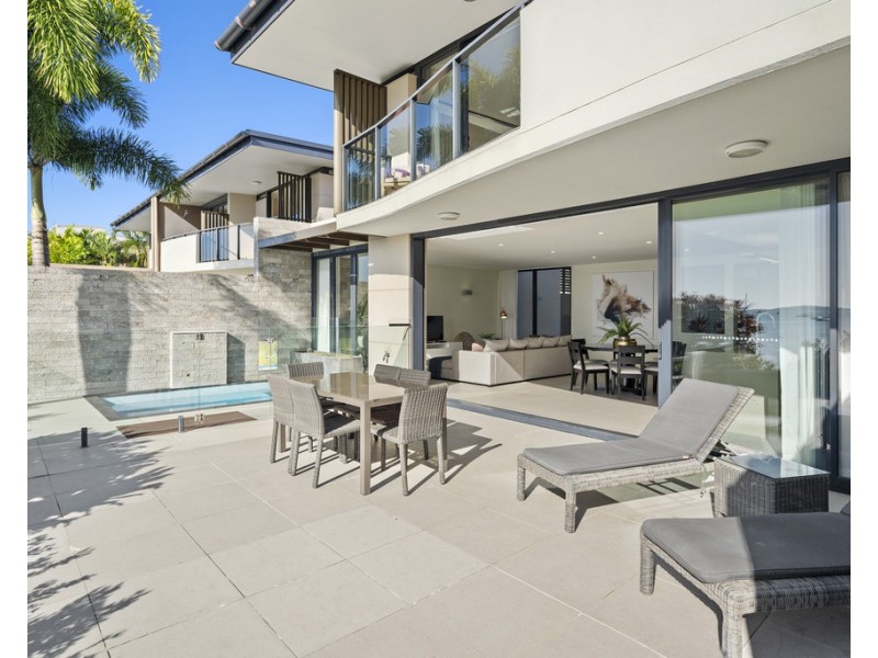 30/11 Altmann Avenue, Cannonvale QLD 4802