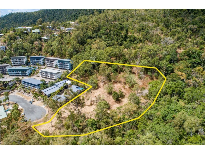 13 Deloraine Close, Cannonvale QLD 4802