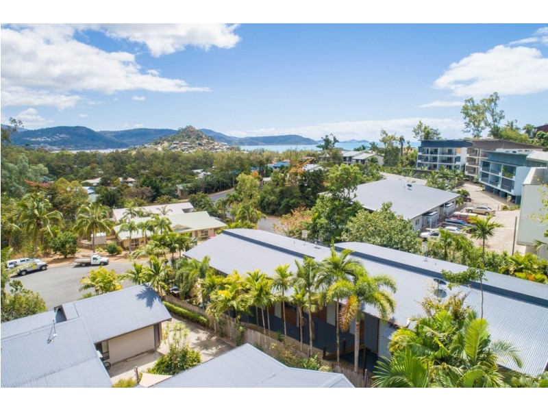 13 Deloraine Close, Cannonvale QLD 4802