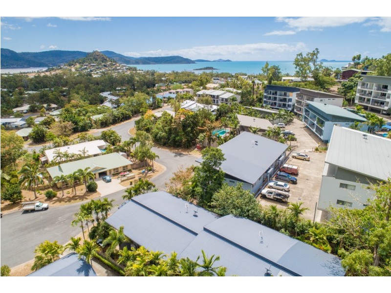 13 Deloraine Close, Cannonvale QLD 4802