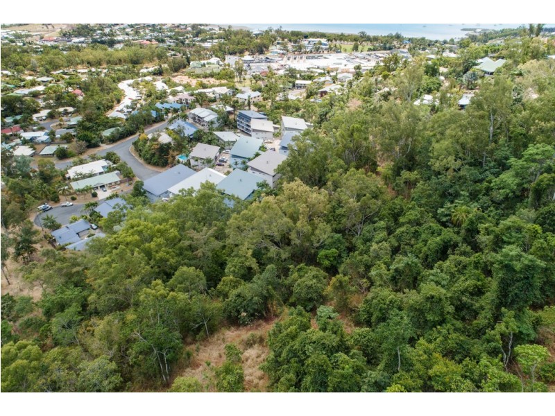 13 Deloraine Close, Cannonvale QLD 4802