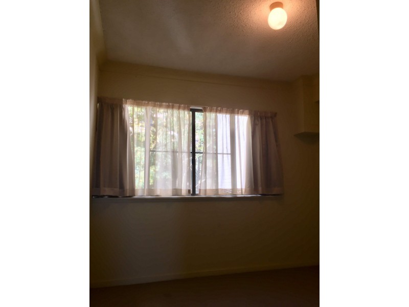 17/2 Eshelby, Cannonvale QLD 4802