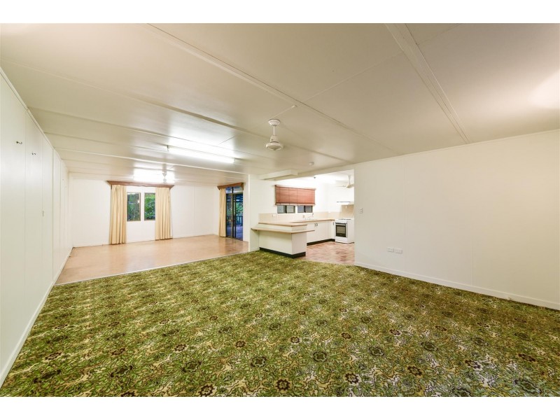 12 Atkinson Street, Proserpine QLD 4800