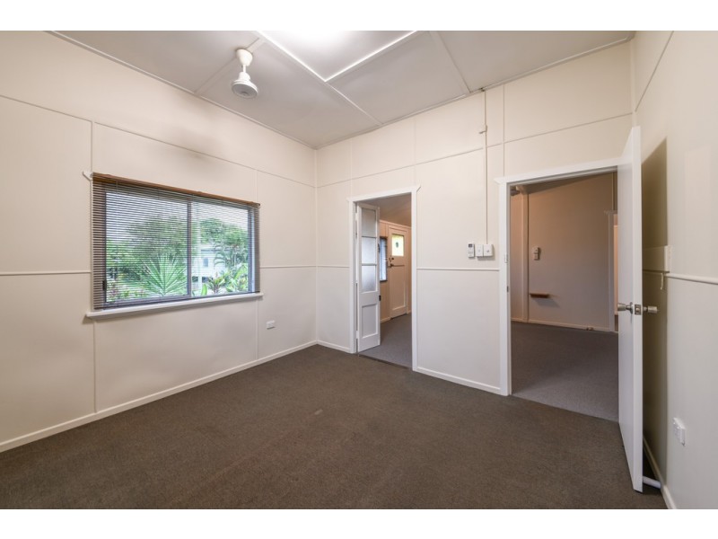 25 Ruge Street, Proserpine QLD 4800