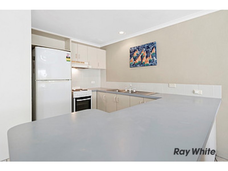 7/9 Erromango, Jubilee Pocket QLD 4802
