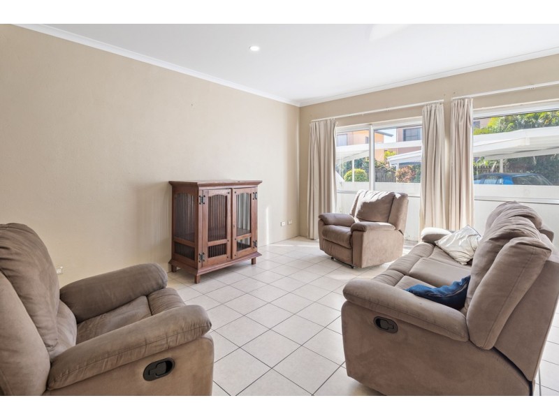 7/9 Erromango, Jubilee Pocket QLD 4802