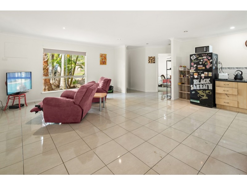 4 Wahoo Court, Jubilee Pocket QLD 4802