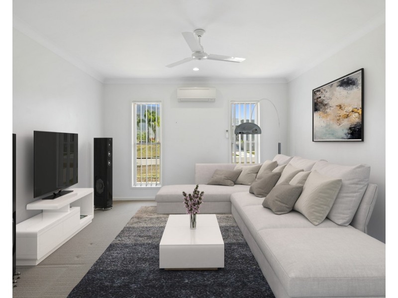 4 Spritsail Crescent, Cannonvale QLD 4802